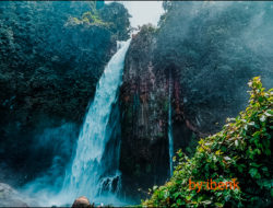 Keindahan Tersembunyi Air Terjun Tri Muara Karang