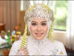 Kecantikan Tradisional: Foto Pengantin Sunda dengan Siger Hijab